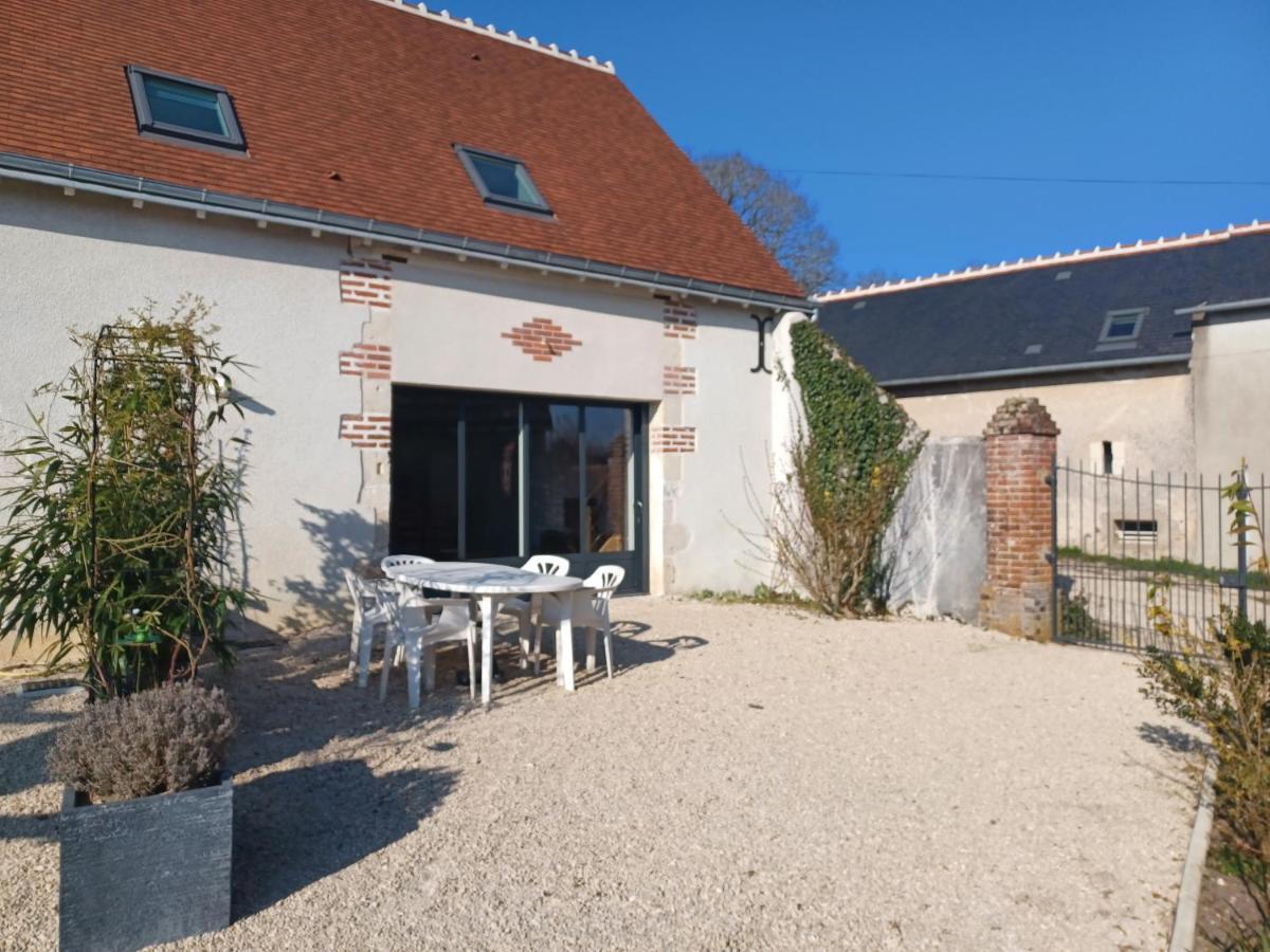 Reve De Loire Gite Au Calme Au Pied Des Chateaux De La Loire Onzain Exterior foto